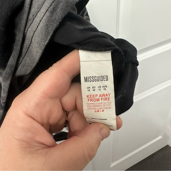 Missguided Black and Gray Tie-Dye Front Lace-Up Design Dress - Picture 8 of 8